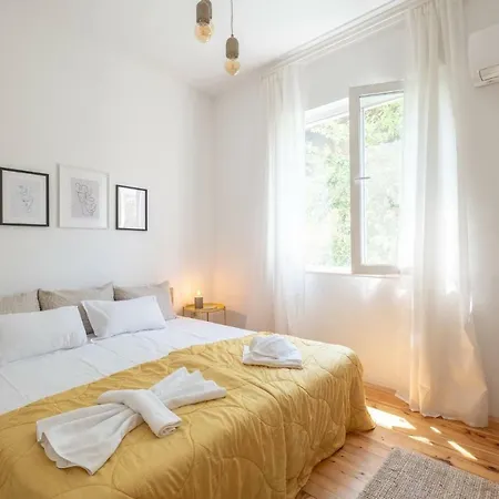 Apartment Authentic 2bdr In Center *