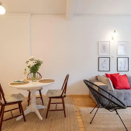 Apartamento Authentic 2bdr In Center